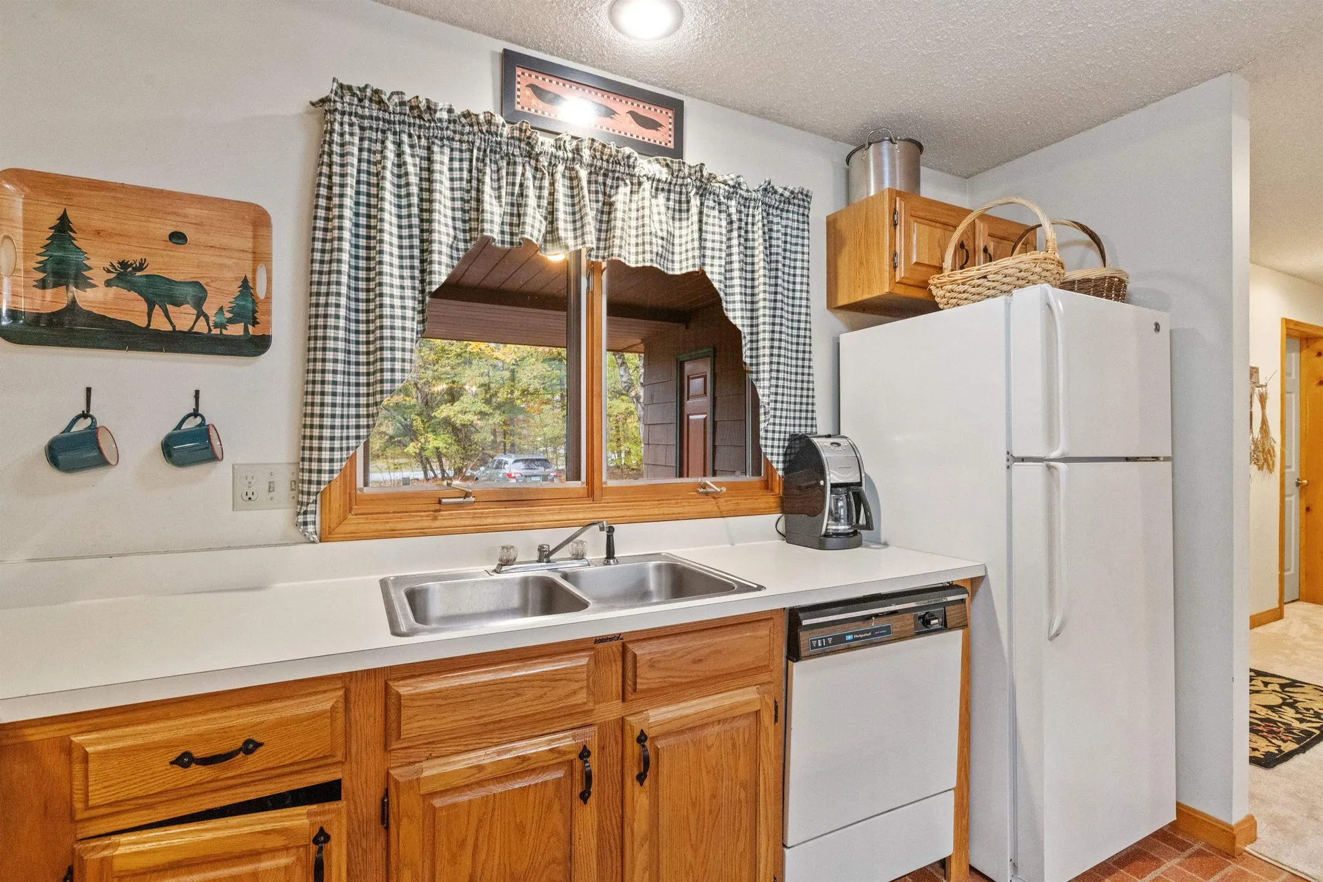 16 Riverfront Drive Woodstock NH 03262