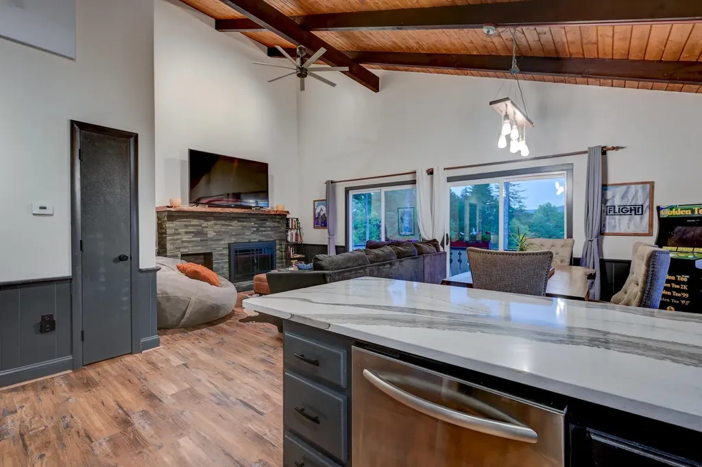 18-12 Bunker Lane Bartlett NH 03812