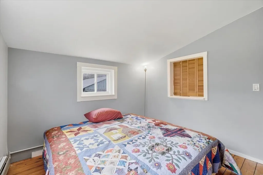 2233 Vt Route 232 Marshfield VT 05658