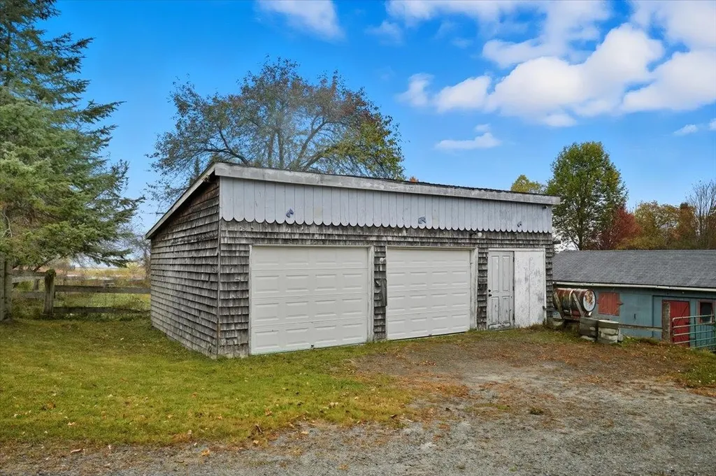 2233 Vt Route 232 Marshfield VT 05658