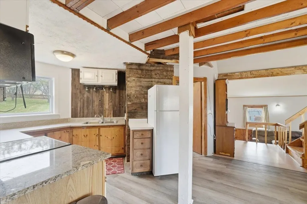 2233 Vt Route 232 Marshfield VT 05658