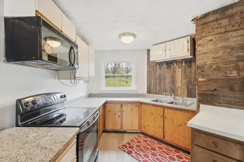 2233 Vt Route 232 Marshfield VT 05658