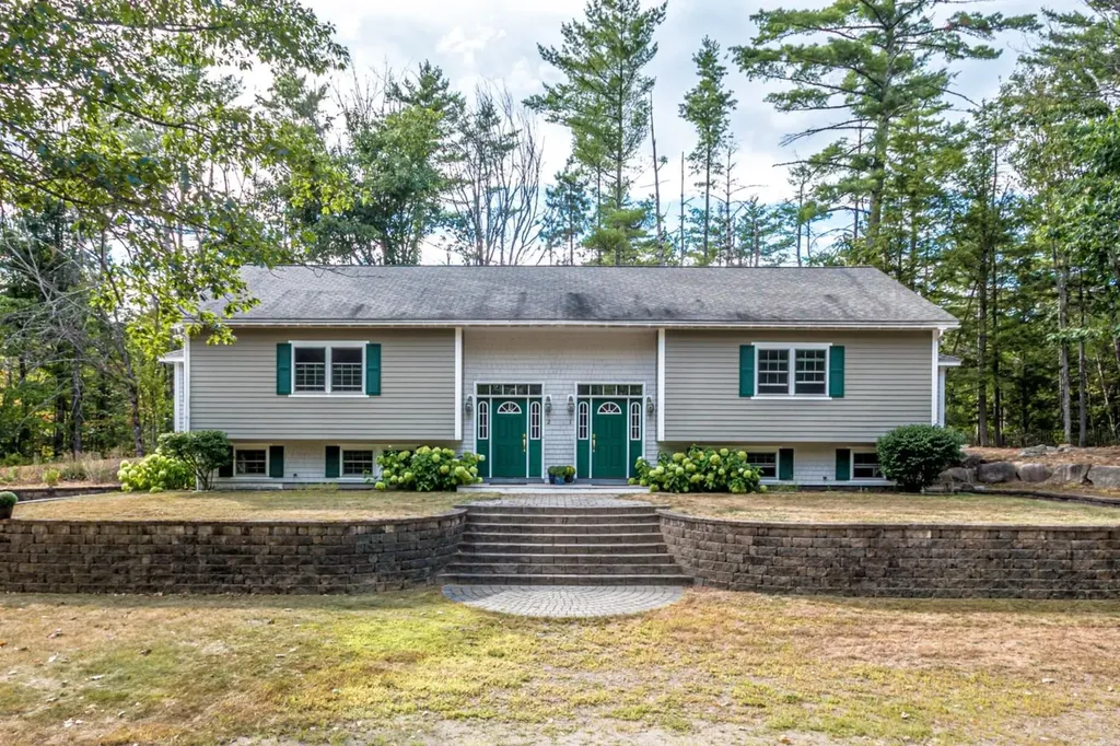 17 The Meadows Road Bartlett NH 03838