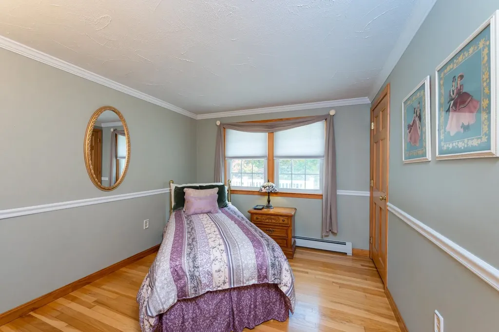 18 Stoney Lane Hudson NH 03051