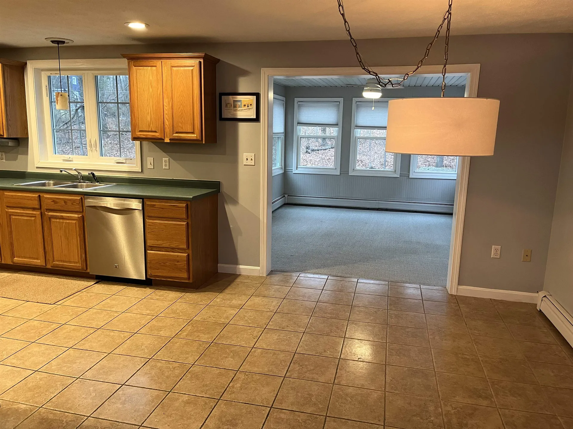 6 Gailor Lane Hooksett NH 03106