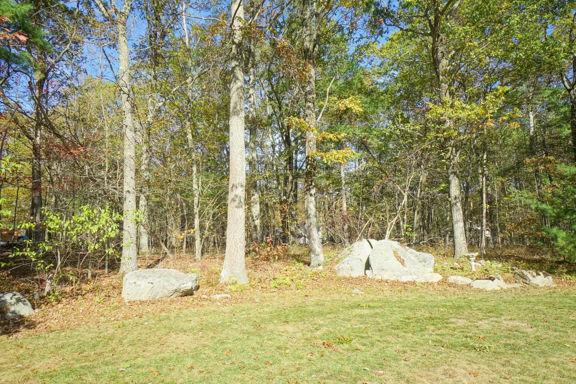 6 Gailor Lane Hooksett NH 03106