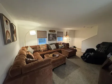 152 Porcupine Circle Salem NH 03079