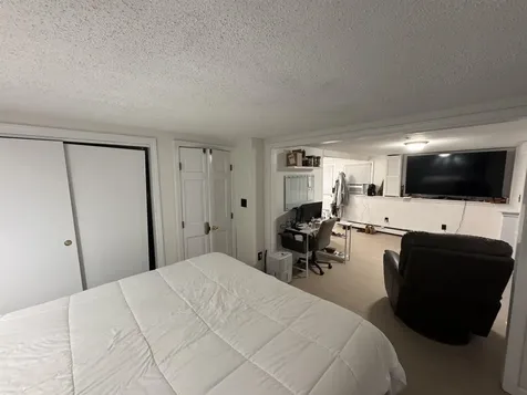 152 Porcupine Circle Salem NH 03079