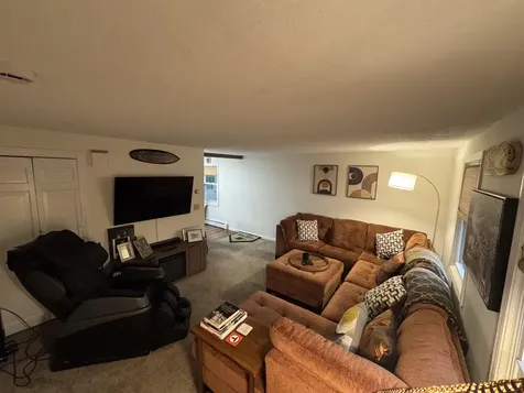 152 Porcupine Circle Salem NH 03079