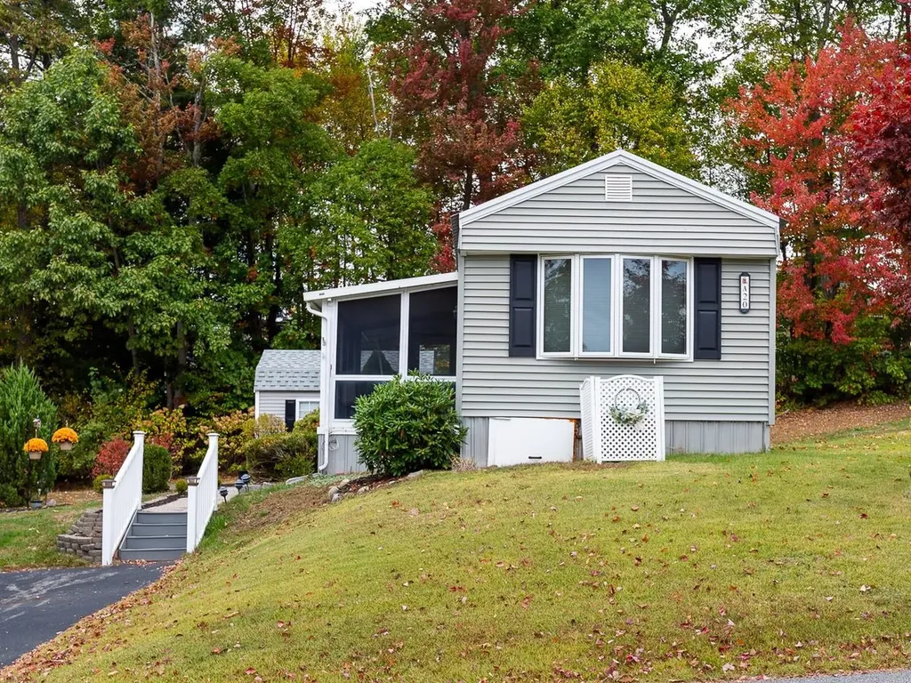 290 Calef Highway Epping NH 03042