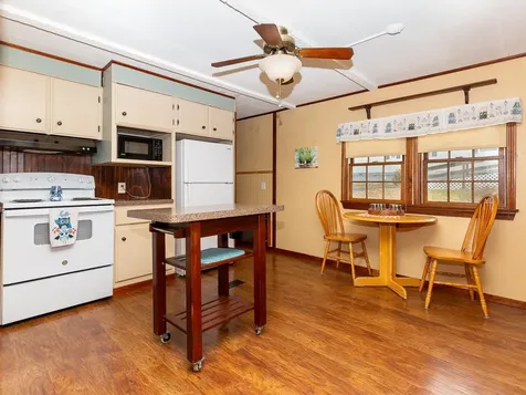 290 Calef Highway Epping NH 03042