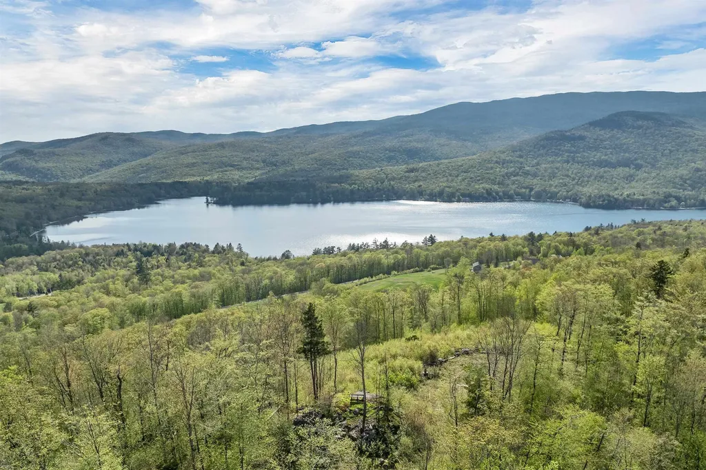 768 Doetown Road Rumney NH 03266