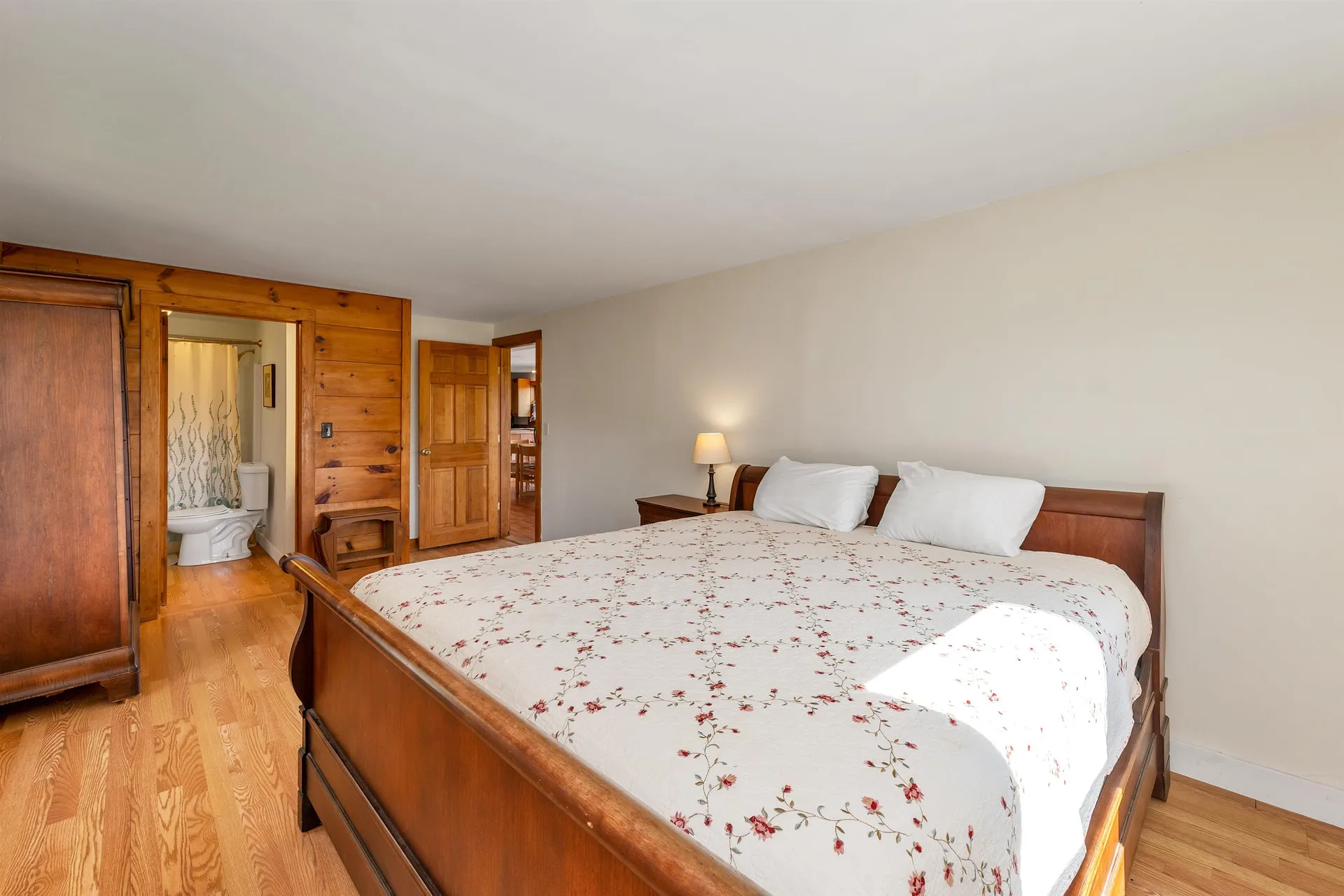 768 Doetown Road Rumney NH 03266