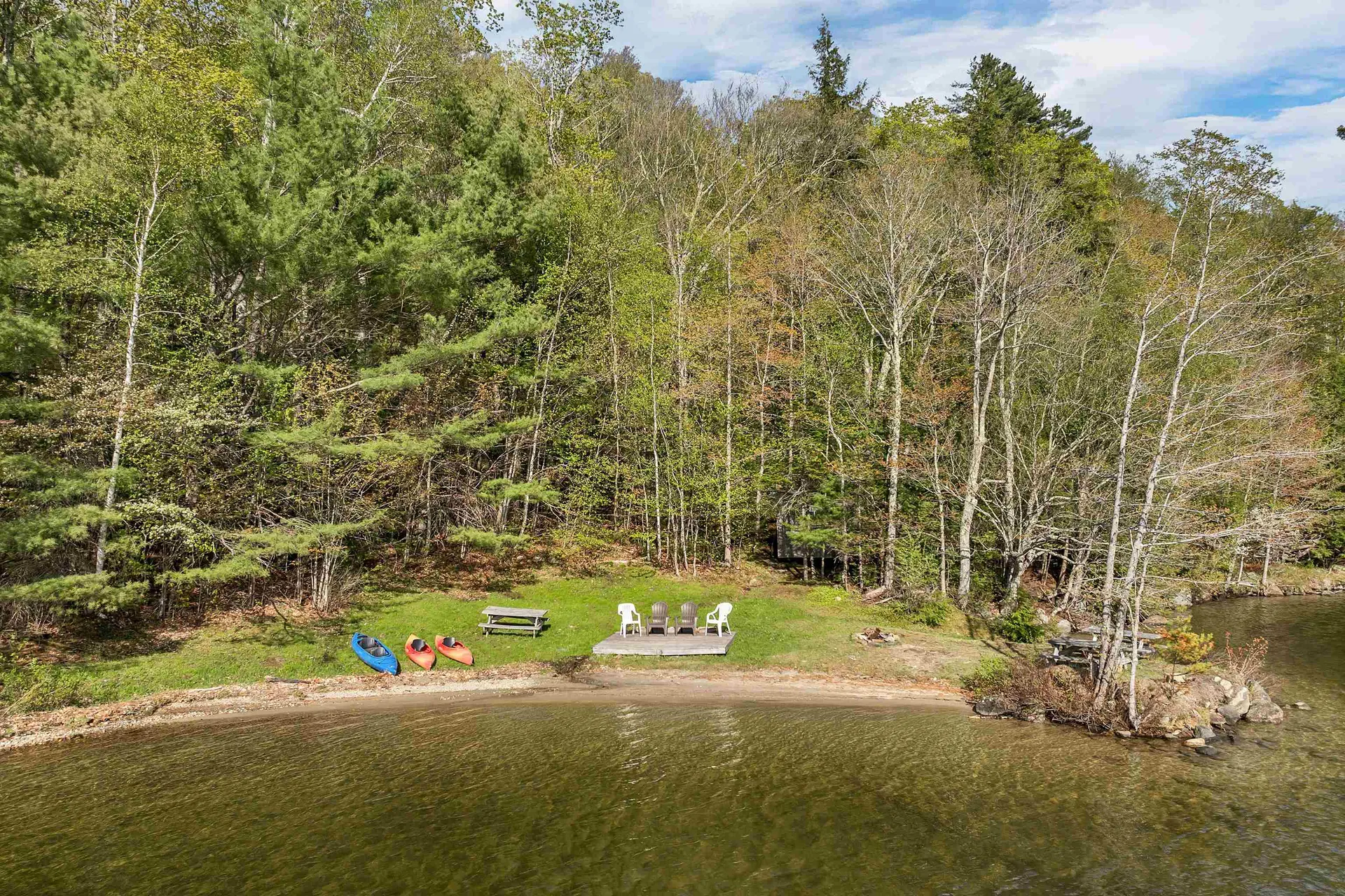 768 Doetown Road Rumney NH 03266