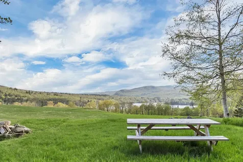 768 Doetown Road Rumney NH 03266