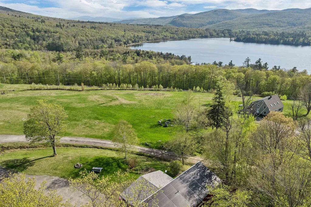 768 Doetown Road Rumney NH 03266