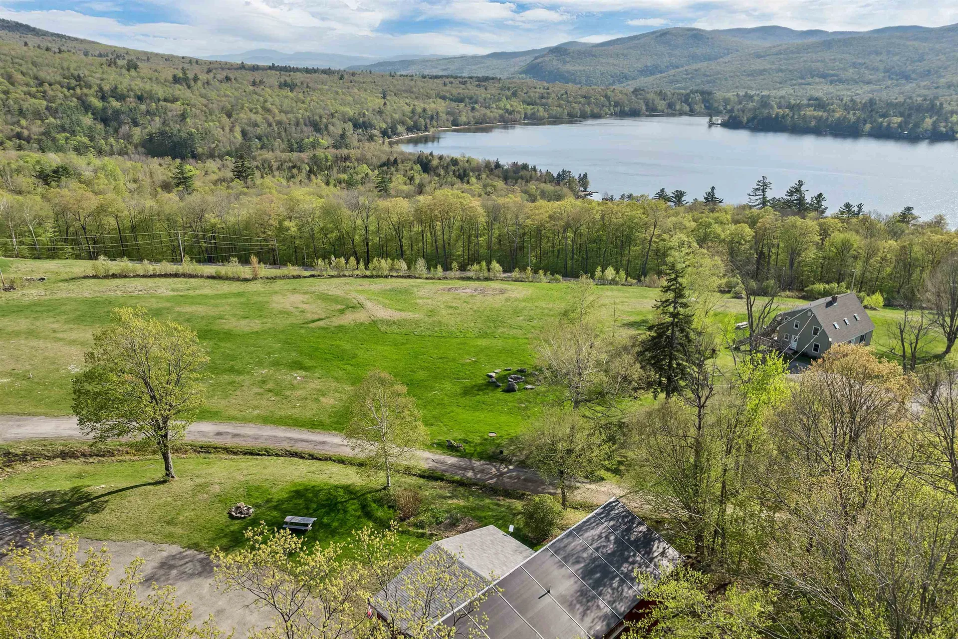 768 Doetown Road Rumney NH 03266