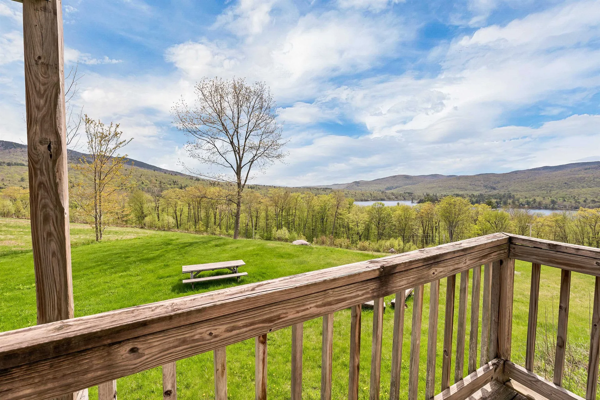 768 Doetown Road Rumney NH 03266