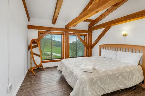 768 Doetown Road Rumney NH 03266