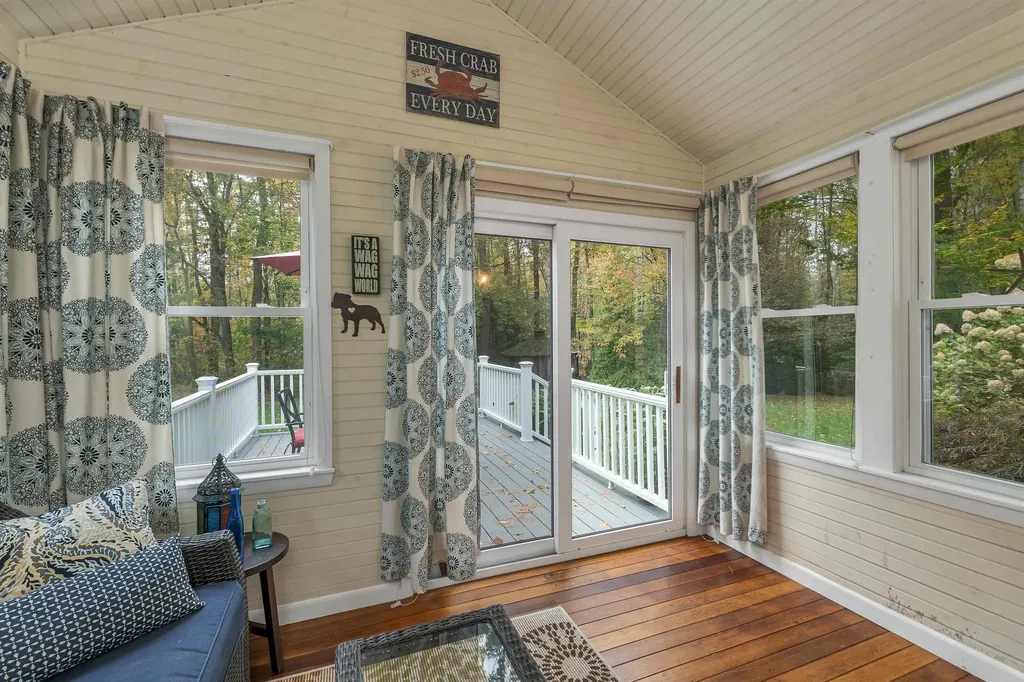 2 Farrwood Drive Hooksett NH 03106