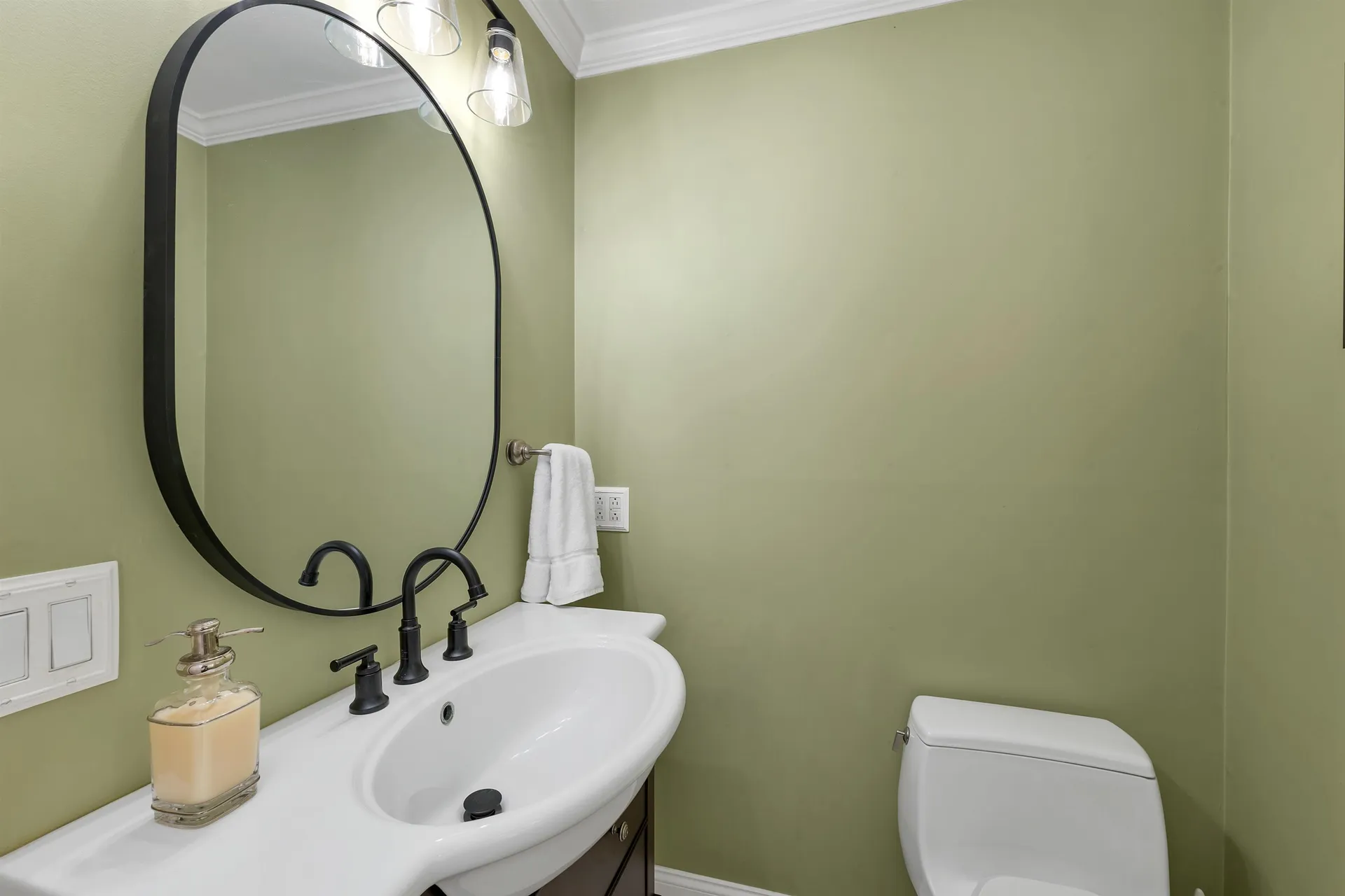 2 Farrwood Drive Hooksett NH 03106