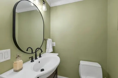 2 Farrwood Drive Hooksett NH 03106