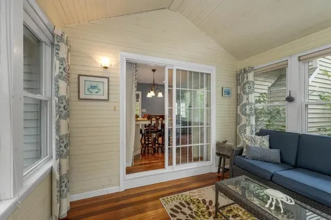 2 Farrwood Drive Hooksett NH 03106