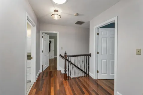 2 Farrwood Drive Hooksett NH 03106