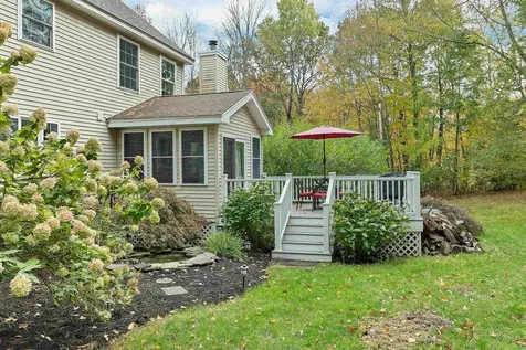 2 Farrwood Drive Hooksett NH 03106