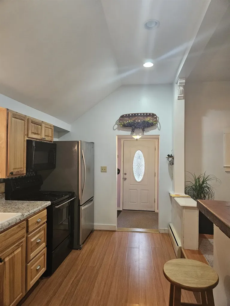 25 Dartmouth Street Claremont NH 03743