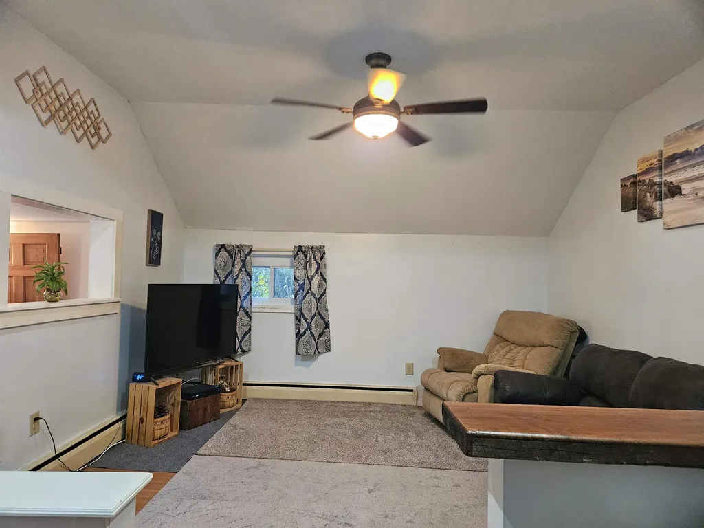 25 Dartmouth Street Claremont NH 03743