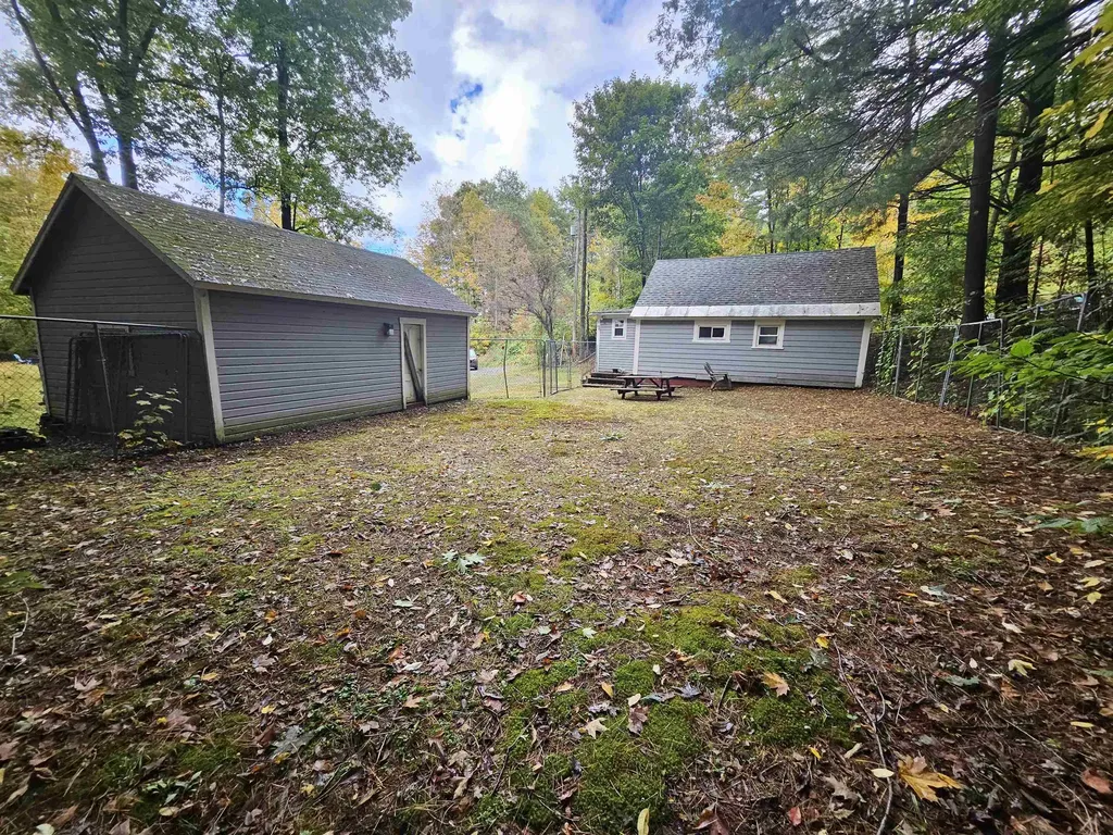 25 Dartmouth Street Claremont NH 03743