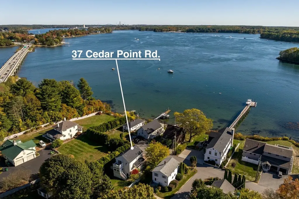 37 Cedar Point Road Durham NH 03824