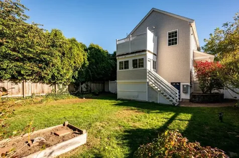 37 Cedar Point Road Durham NH 03824