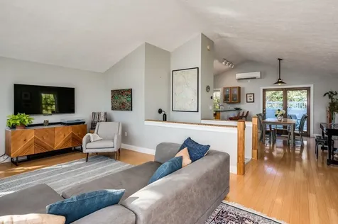 37 Cedar Point Road Durham NH 03824