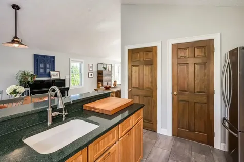 37 Cedar Point Road Durham NH 03824