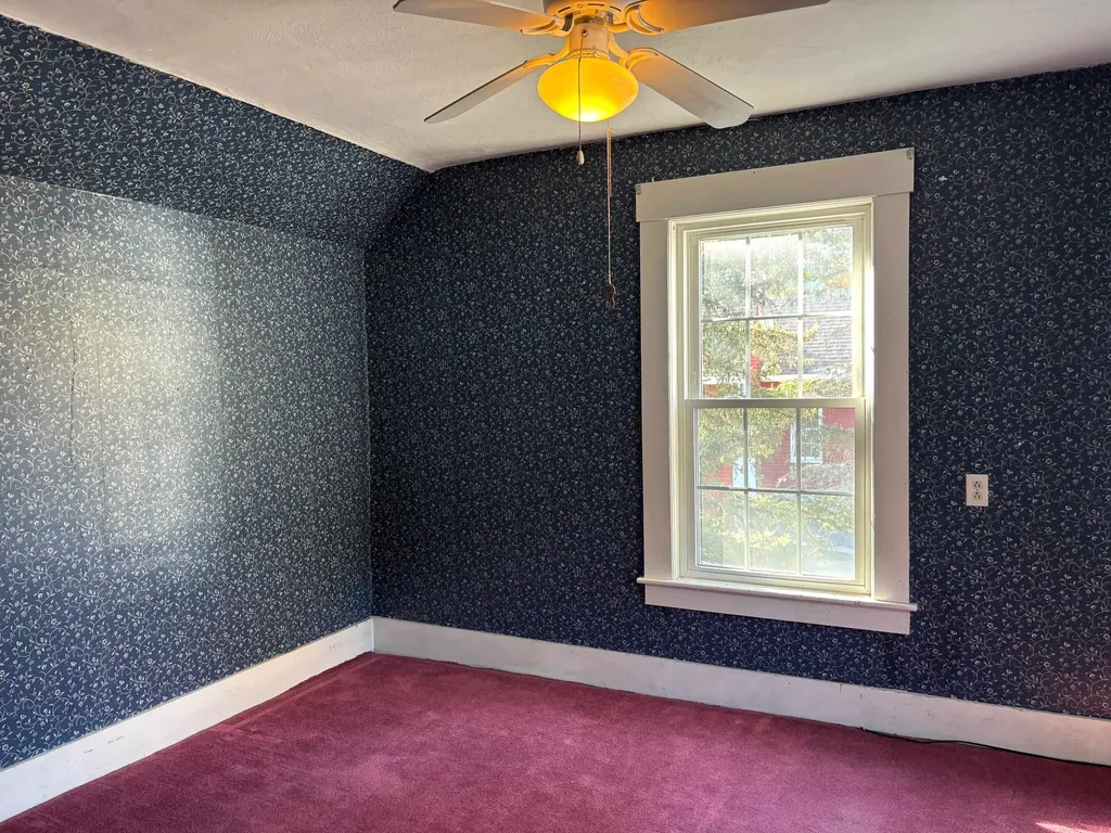 239 Gilford Avenue Laconia NH 03246