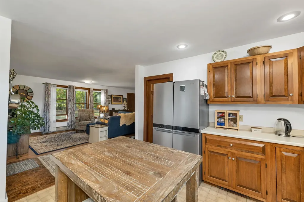 227 Union Street Peterborough NH 03458