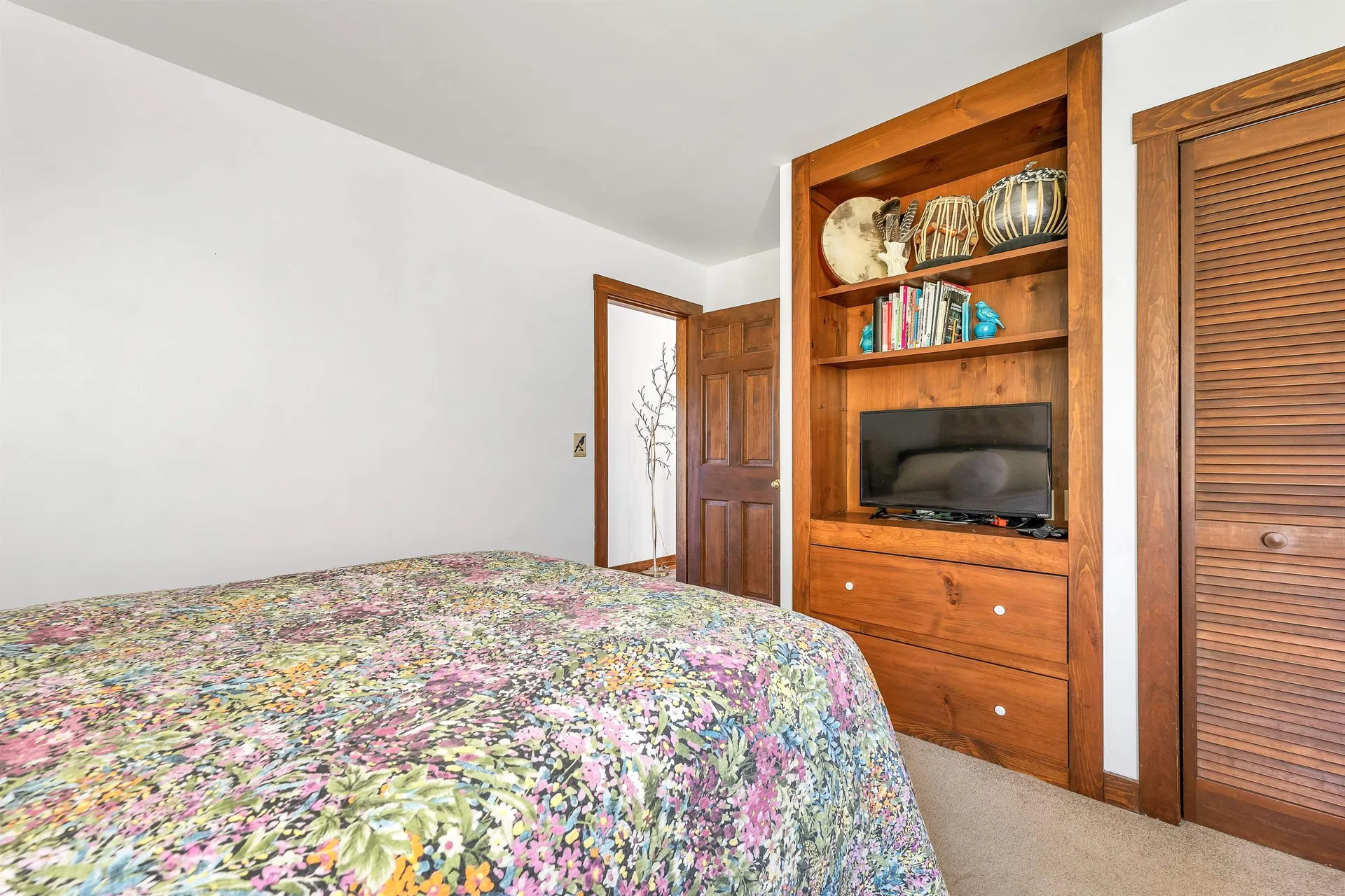 227 Union Street Peterborough NH 03458