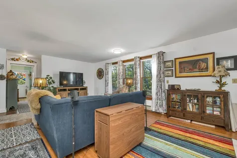 227 Union Street Peterborough NH 03458