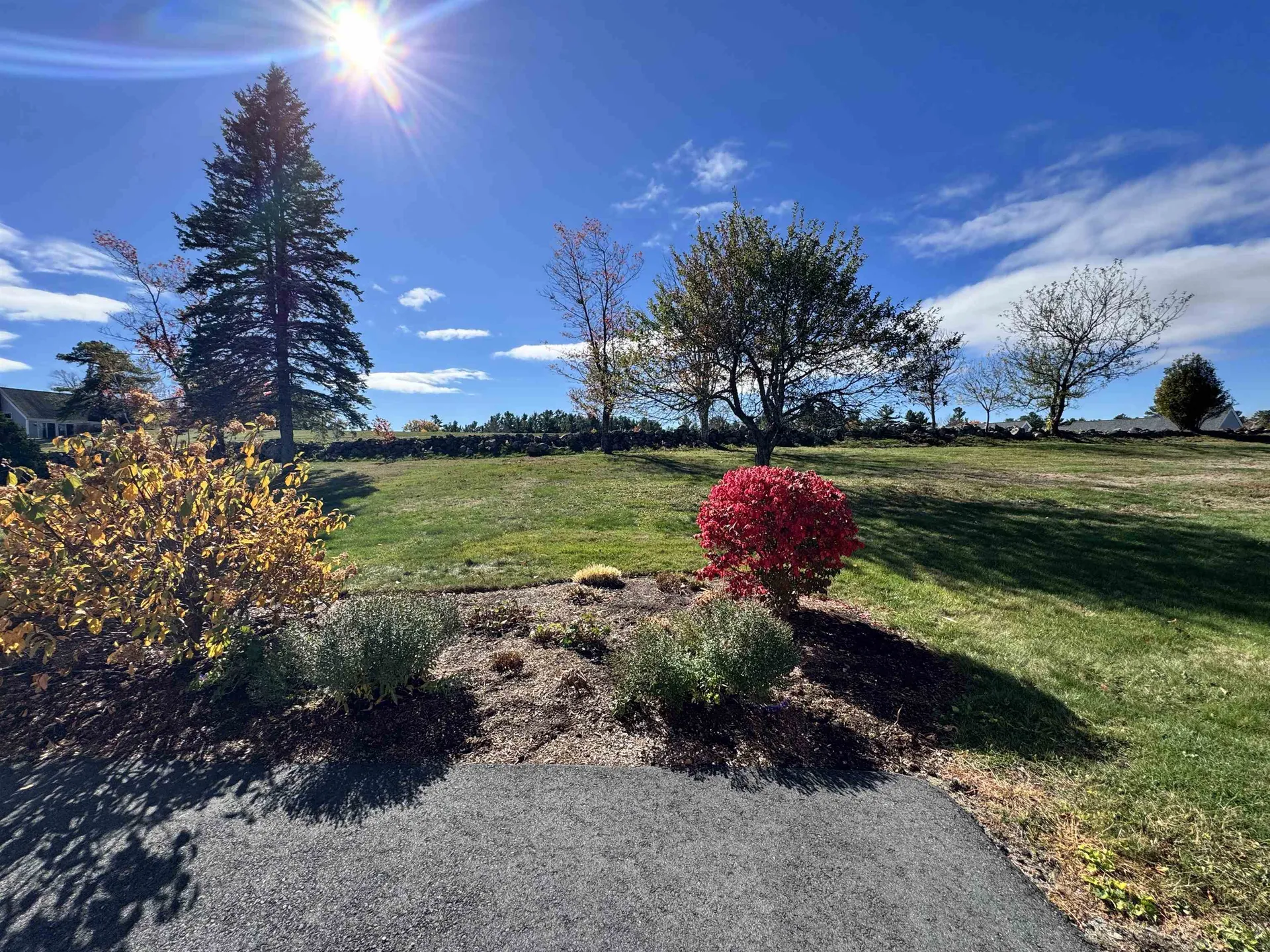 26 Hilltop Place New London NH 03257