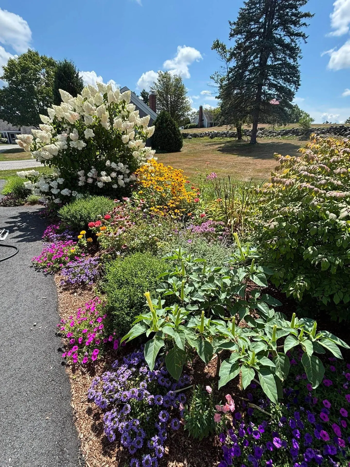 26 Hilltop Place New London NH 03257