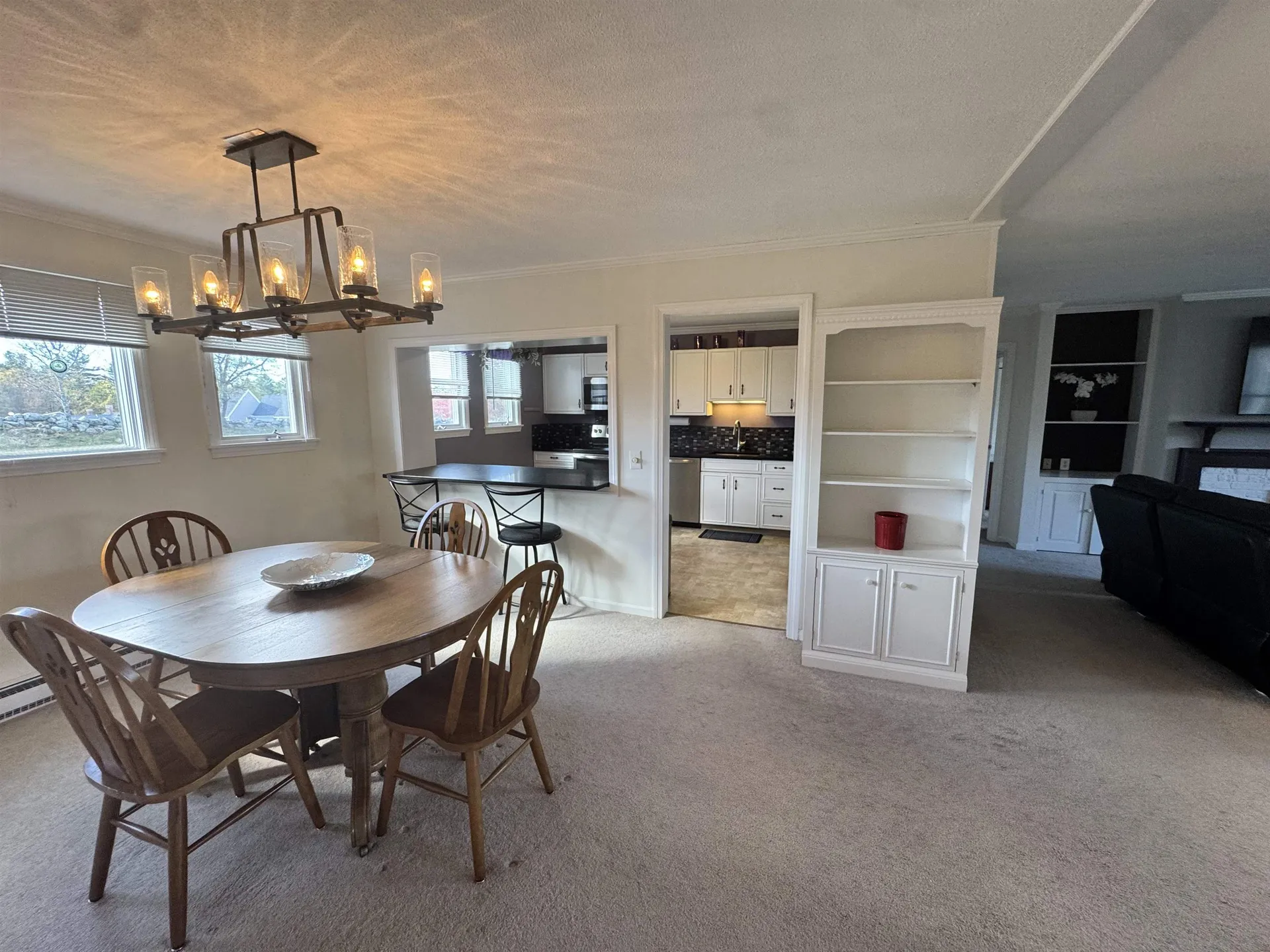 26 Hilltop Place New London NH 03257