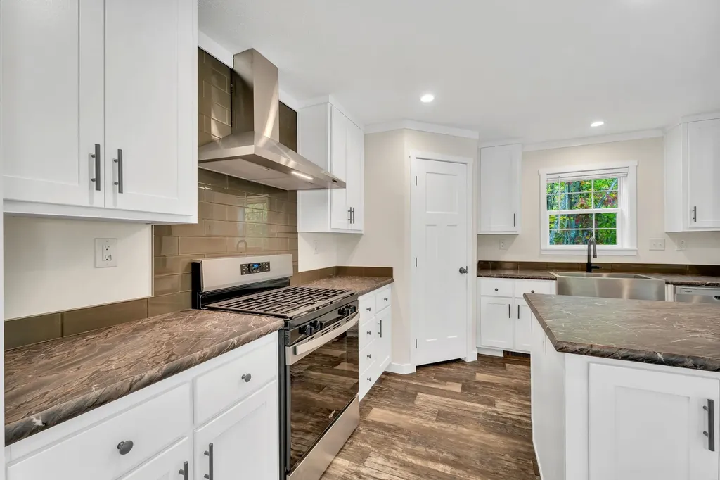 118 Champion Hill Road Effingham NH 03882