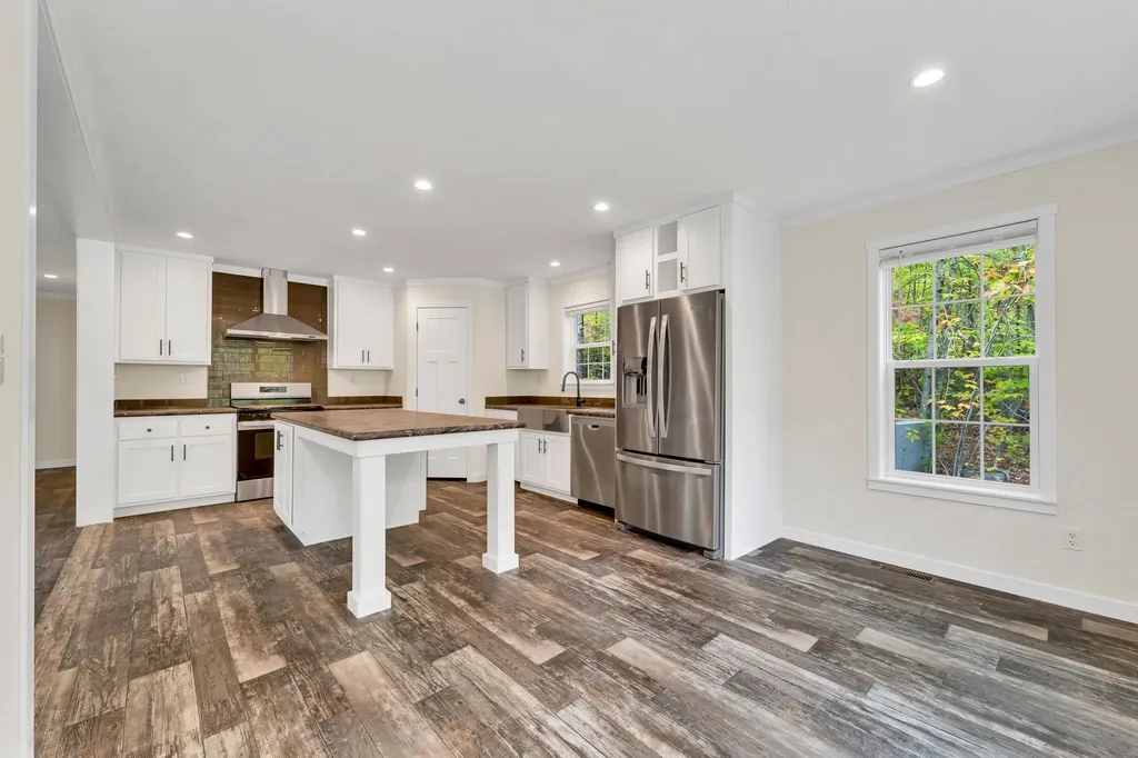 118 Champion Hill Road Effingham NH 03882