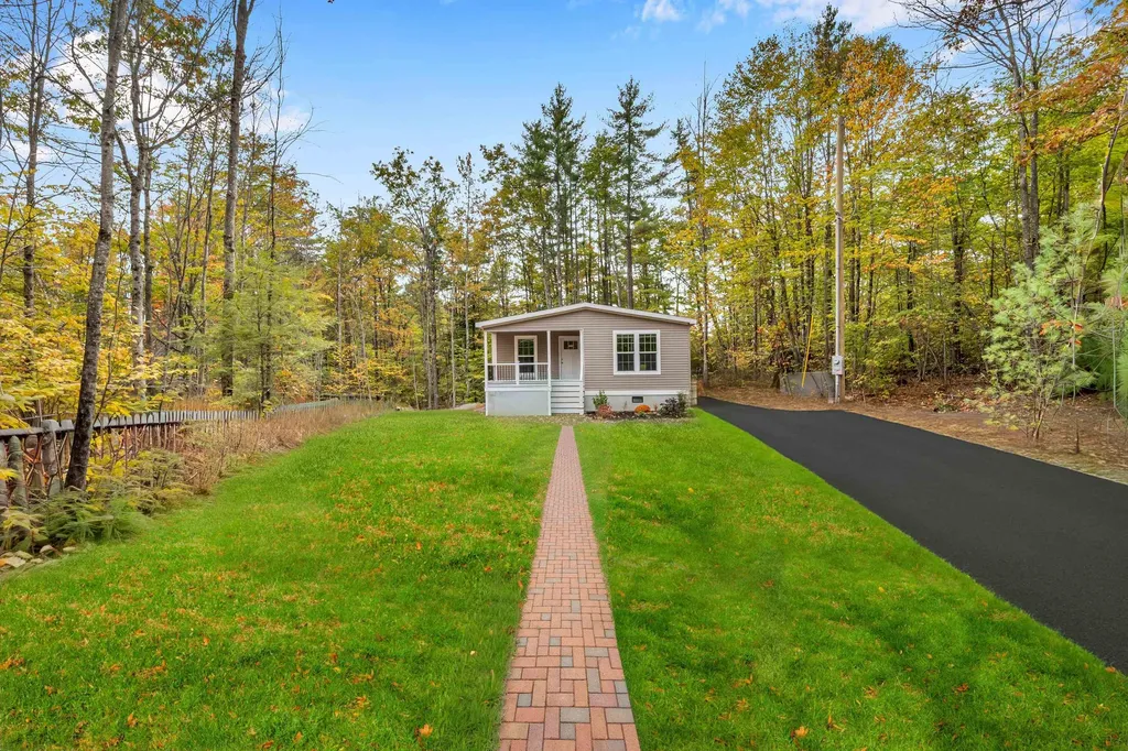 118 Champion Hill Road Effingham NH 03882