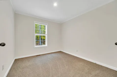 118 Champion Hill Road Effingham NH 03882