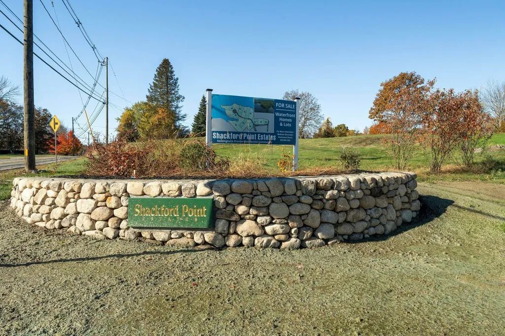 71 Shipwright Way Newington NH 03801