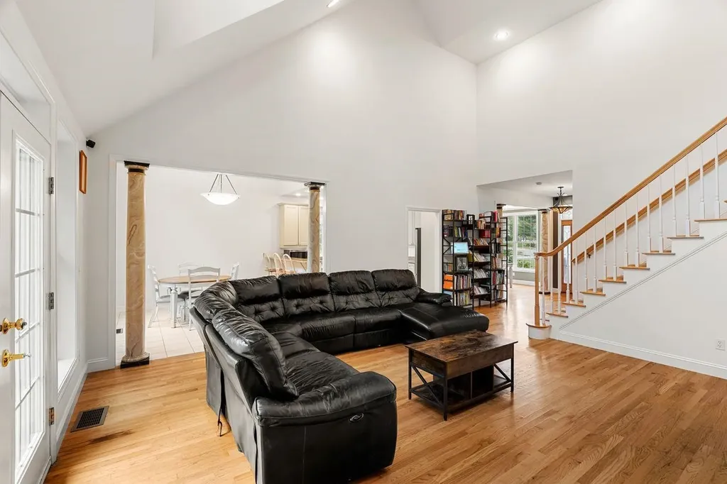 5 Sunrise Boulevard Hooksett NH 03106