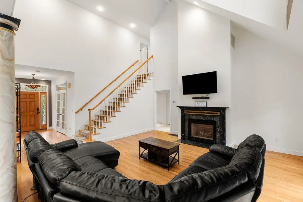 5 Sunrise Boulevard Hooksett NH 03106